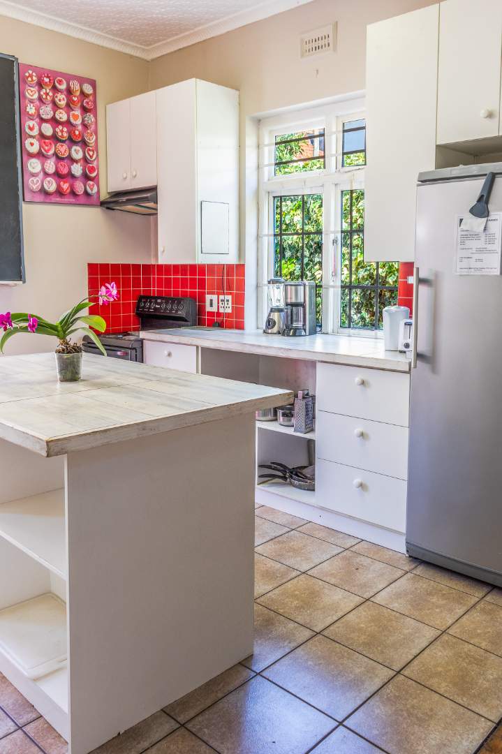 6 Bedroom Property for Sale in Mowbray Western Cape